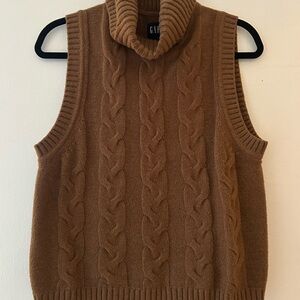 Gap Sleeveless Turtleneck Sweater